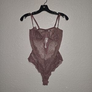 Victoria’s Secret unlined Teddy Large Like new never worn